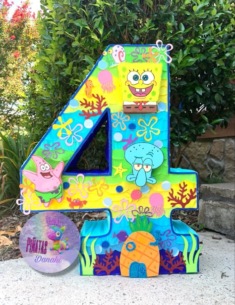 Spongebob Pinata, Christmas Piñatas, Number Pinata, Pastel Bob, Spongebob Party, Diy Pinata, Birthday Crafts, Kids Party Themes, Sponge Bob