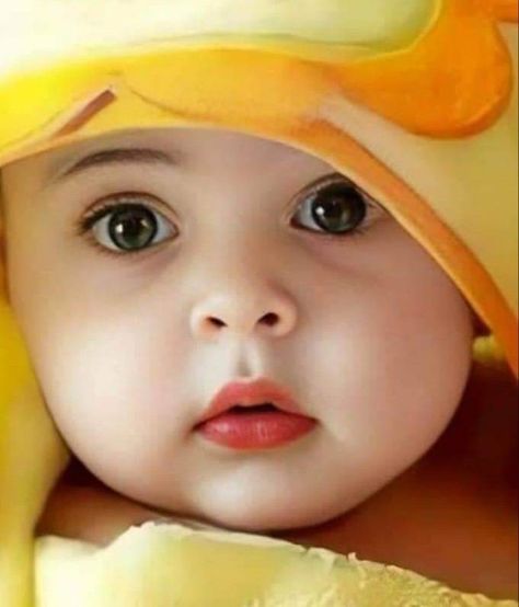 so awesome baby girls #girls #babyphotos #princess #princessdress #dress #baboys #babyloves #cutegirls Cute Baby Wallpaper Hd, Bebi Photo, Baby Wallpaper Hd, Feeling Photos, Love Feeling Photos, Saraswati Goddess, Easy Love Drawings