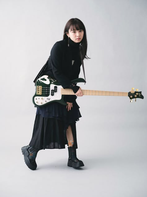 Bassist Pose, Bassist Girl, Photoshoot Idea, Pose Ref, Tv Movie, Fashion Aesthetic, New Pictures, Bass Guitar, Pose Reference