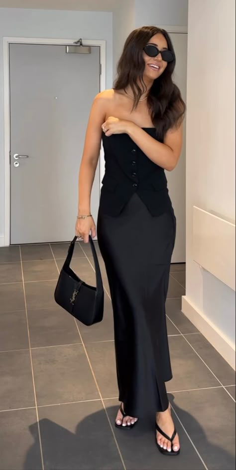 Smart Night Out Outfit, Concert Black Outfit Orchestra Formal, Satin Black Top Outfit, Skirt Outfit For Wedding Guest, Midi Skirt Formal Outfit, Classy Hostess Outfit, Party Outfit With Black Skirt, Long Skirt Outfits Night Out, Black Long Skirt Outfit Ideas