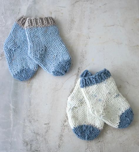 Baby Socks Free Knitting Pattern, Baby Socks Knitting, Knitted Baby Socks, Baby Socks Knitting Pattern, Baby Socks Pattern, Knitting Easy, Baby Socks Knit, Socks Knitting Pattern, Baby Booties Knitting Pattern