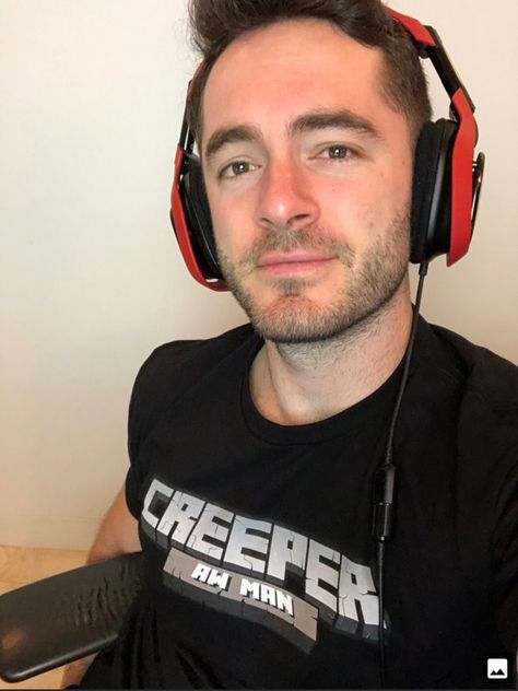 Captain Sparklez, Jordan Maron, Mini Ladd, Transition Goals, Maroon 5, Tv Episodes, Game Show, Over Ear Headphones, Mens Bracelet