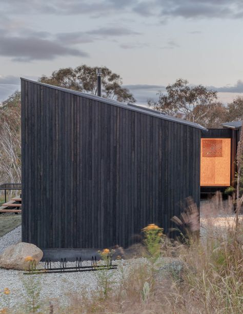 A Contemporary Alpine Cabin Stay Surrounded by Bush! Cabin Architecture, Modular Architecture, Eco Retreat, Cow Dog, Black Cabin, Oriented Strand Board, Deck Railing Design, Alpine House, Contemporary Cabin