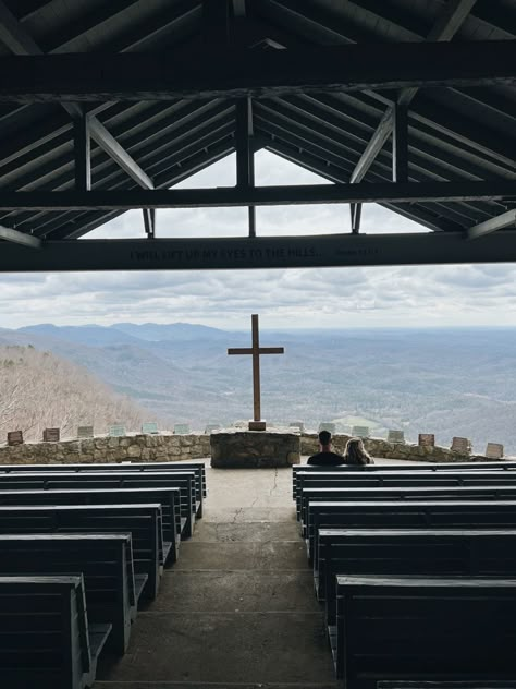 South Carolina Cross Mountain, Pretty Place Chapel South Carolina, Mountain Wedding North Carolina, South Carolina Chapel, Wedding Venue Mountains, Symmes Chapel Wedding, Pretty Place South Carolina, Chapel South Carolina, Pretty Place Chapel Wedding