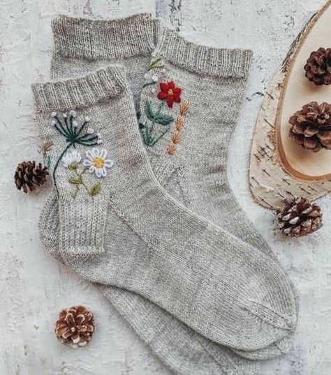 Embroidered Hats Ideas, Wildflower Embroidery, Embroidered Socks, Merino Wool Socks, Handmade Socks, Soft Socks, Hand Knit Socks, Knitted Baby Clothes, Sock Knitting