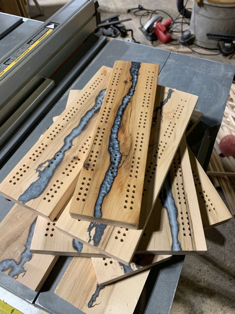 Batch of cribbage boards! Unique Cribbage Board, Crib Board, Cribbage Pegs, Epoxy Projects, Cribbage Board, Money Makers, Game Boards, Woodworking Project, Money Maker