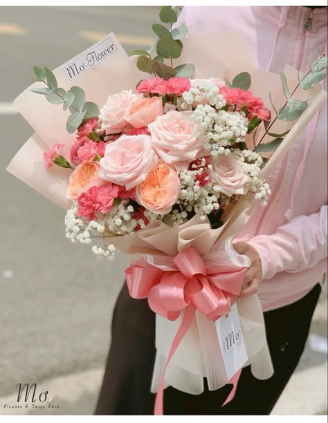 Ramo Aesthetic, Light Pink Flower Bouquet, Light Pink Bouquet, Pink Flower Bouquet, Birthday Flowers Bouquet, Mother's Day Bouquet, Luxury Flower Bouquets, Boquette Flowers, Wedding Green