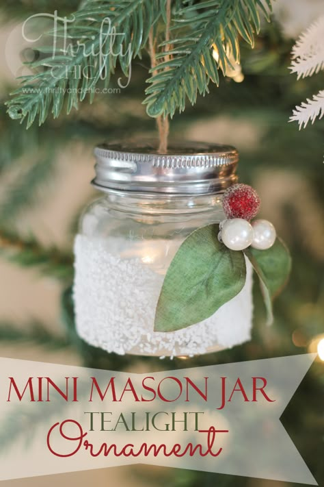 Mini mason jar tea light ornament -made with salt to look like snow Mason Jar Tea, Tea Light Crafts, Mason Jar Tea Lights, Mini Mason Jar, Jul Diy, Jar Tea, Mini Mason Jars, Mason Jar Ideas, Christmas Mason Jars