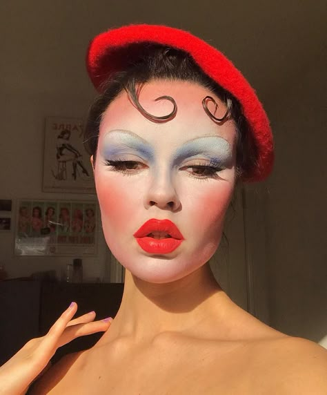 𝐹𝓇𝒶𝓃𝒸𝑒𝓈 on Instagram: “Funk to funky” Drag Make-up, Drag Makeup, Cool Makeup, Creative Makeup Looks, Clown Makeup, Art Makeup, Editorial Makeup, Makati, Makeup Videos