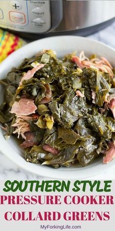 Pressure Cooker Collard Greens, Instant Pot Collard Greens Recipe, Instant Pot Collard Greens, Roots Recipes, Vegan Collard Greens, Greens Recipe Soul Food, Southern Style Collard Greens, Southern Collard Greens, Collard Greens Recipe