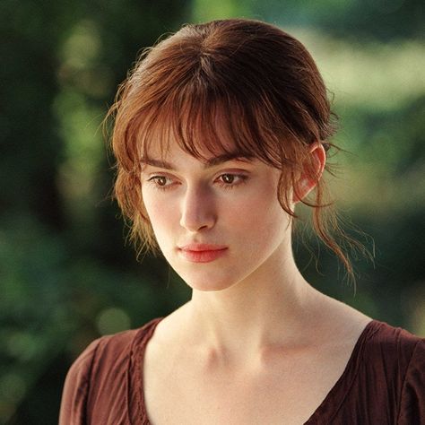 Elizabeth Bennet, Pride and Prejudice Thick Bangs, Bangs Wavy Hair, Wavy Bangs, Elizabeth Bennet, Hair With Bangs, Long Bangs, Long Hair With Bangs, Square Faces, Long Wavy Hair