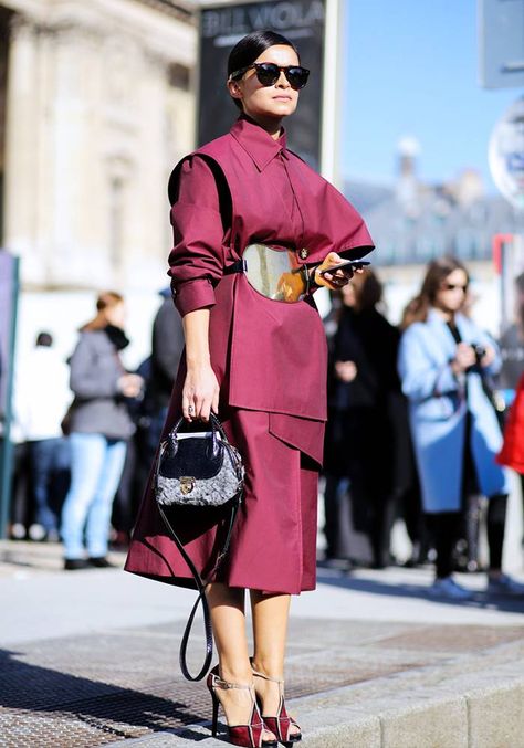 Miro Duma, Mira Duma, Paris March, Body Hugging Dress, Curvy Petite Fashion, Miroslava Duma, Monochromatic Outfit, Quoi Porter, Dramatic Style