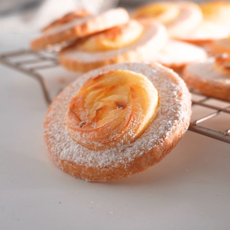 These Cream cheese Sugar cookies hold their shape perfectly during baking and is topped with cream cheese mixture before baking. Egg Free Diet, 3 Ingredient Butter Cookies, Copycat Drink Recipes, Velveeta Recipes, Ritz Cracker Recipes, Cool Whip Desserts, Cream Cheese Sugar Cookies, Cream Cheese Topping, Dairy Desserts