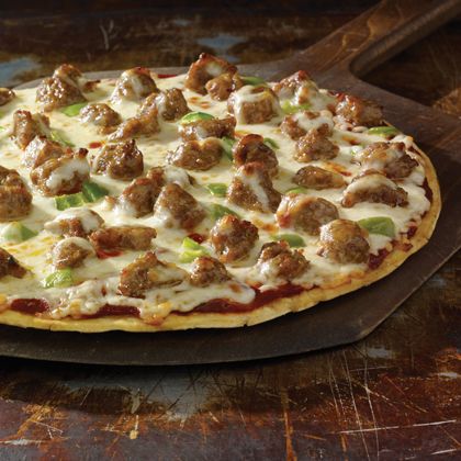 Sausage Pizza Recipe, Italian Sausage Pizza, Meatball Pizza, Sausage Pizza, Calzone Pizza, Pizza Calzones, Craving Pizza, Food Pizza, Pizza Pie