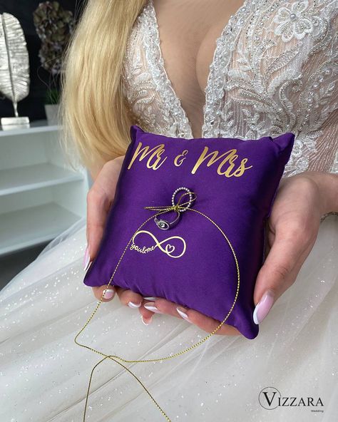 Спешу поделиться последними новинками в моем магазине #etsy: Wedding pillow Purple and gold wedding, Personalized, Ring bearer pillow Purple wedding, Ring bearer Purple and gold wedding, Pillow Blue https://etsy.me/3pam2pi #fioletovyj #zoloto #ringbearer #ringbearerpil Royal Purple And White Wedding, Purple Wedding Signage, Black Gold And Purple Wedding, Royal Purple And Gold Wedding Theme, Purple Black Gold Wedding, Purple Gold And White Wedding, Purple And Rose Gold Wedding, Wedding Purple Theme, Purple And Gold Wedding Theme