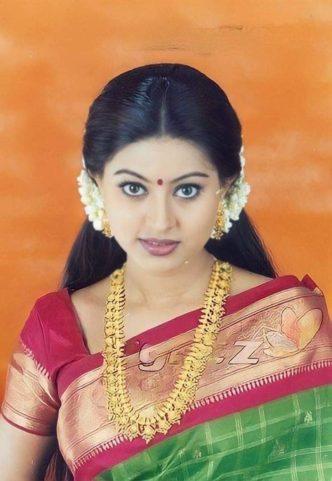 Sneha Saree, Shreya Saran Hot, Sneha Prasanna, Saree Pictures, Actress Sneha, Sneha Actress, Bhavana Actress, 4k Phone Wallpapers, Indian Long Hair Braid