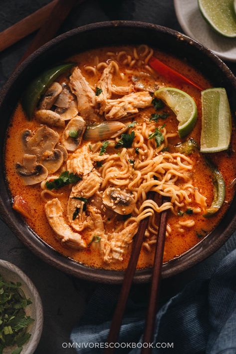 This Thai peanut butter ramen is a perfect dish for your weekday dinner. The tender noodles, juicy chicken and colorful veggies are soaked in a rich broth. Chinese Chicken Noodle Soup, Easy Asian Dinner Recipes, Easy Asian Dinner, Peanut Butter Ramen, Asian Dinner Recipes, Asian Dinner, Chicken Ramen, Asian Noodle Recipes, Ramen Noodle Recipes