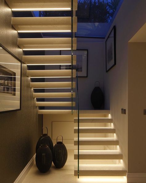 John Cullen Lighting on Instagram: “There is a reason floating stairs are so popular, so why not use them in your next project? And perfect #floatingstairs will not look so…” Stairs With Lights, Stairs Light, Floating Stairs, Stair Lighting, Lighting Inspiration, Making Room, Entrance, Floating, Stairs