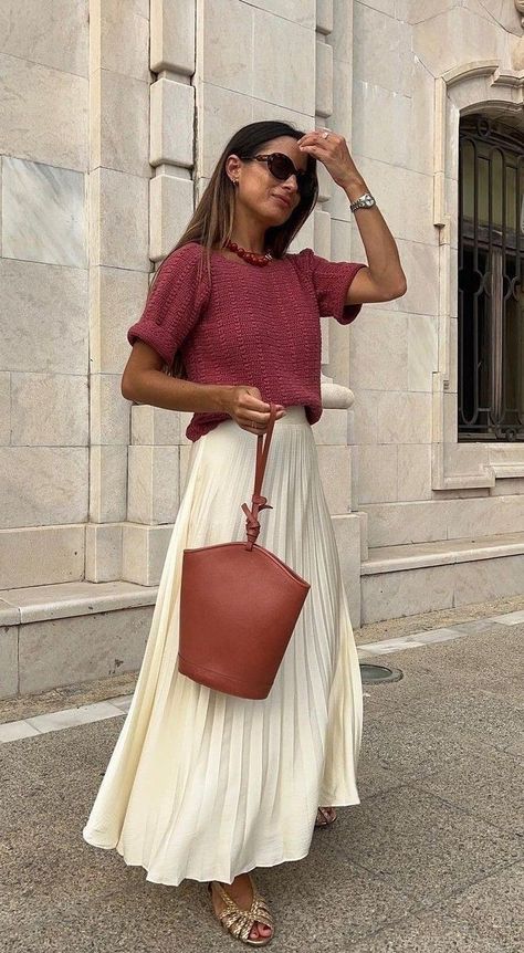 Classy Outfit Ideas For Women, Style A Maxi Skirt, Classy Outfit Ideas, Ootd Spring, Outfit Ideas For Women, Maxi Skirt Outfits, Mode Casual, Looks Street Style, فستان سهرة