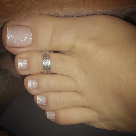 Leg Finger Ring, Silver Anklets Designs, Toe Ring Designs, Rings Beautiful, Pretty Toe Nails, Sterling Silver Toe Rings, Cute Toe Nails, Anklet Designs, Gold Necklace Indian Bridal Jewelry