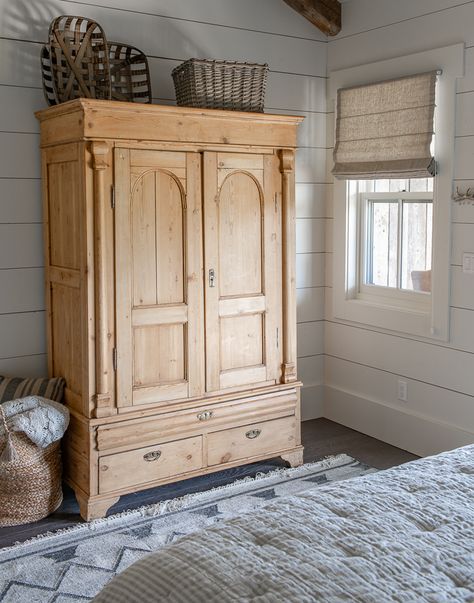 Pine Wardrobe Bedroom, Antique Pine Wardrobe, Bedroom With Armoire, Armoire Styling, Armoire In Living Room, Rustic Wardrobe, Armoire Decor, Farmhouse Armoire, Armoire Bedroom