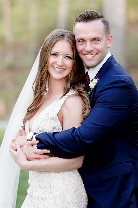 Bride Groom Poses, Wedding Photo Session, Boho Wedding Photography, Groom Pose, Korean Wedding Photography, Hudson Valley New York, Photography Cake, Wedding Portrait Poses, Bride Photography Poses