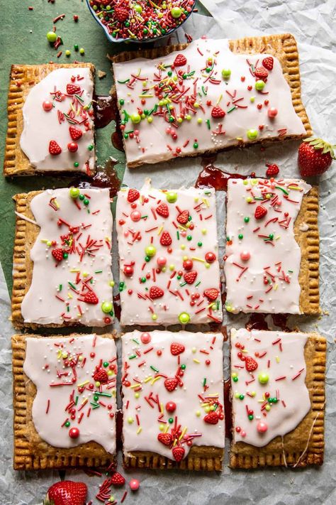 Giant Frosted Strawberry Pop-Tart halfbakedharvest.com Strawberry Pop, Poptart Recipe, Fudge Pops, Strawberry Pop Tart, Half Baked Harvest Recipes, Pop Tart, Berry Jam, Homemade Pastries, Cinnamon Toast Crunch