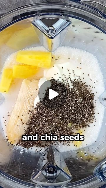 Amazing Smoothie Recipes, Pina Colada Smoothie, Smoothie Diet Challenge, Banana Drinks, Best Smoothie Recipes, Tropical Smoothie, Fat Burning Smoothies, Smoothie Diet Plans, Increase Energy