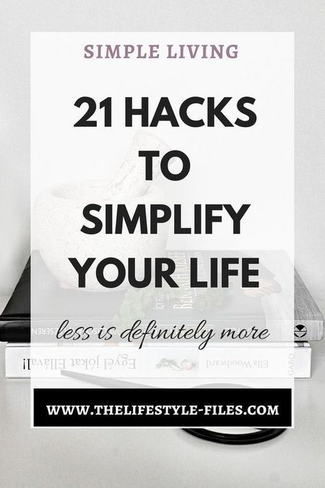 How To Simply Your Life, Slow Living Lifestyle, Minimalist Living Tips, Simple Living Lifestyle, Minimalist Artist, Hygge Living, Simplify Life, How To Simplify, Minimalism Lifestyle