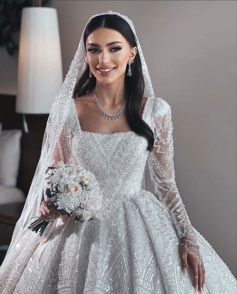 Wedding Dresses Nikkah, Turkish Wedding Dress Gowns, Arabic Bride Dress, Wedding Outfits With Hijab, Wedding Dresses Arab, Arabic Wedding Dress, Arab Wedding Dress, Outfits With Hijab, Turkish Wedding Dress