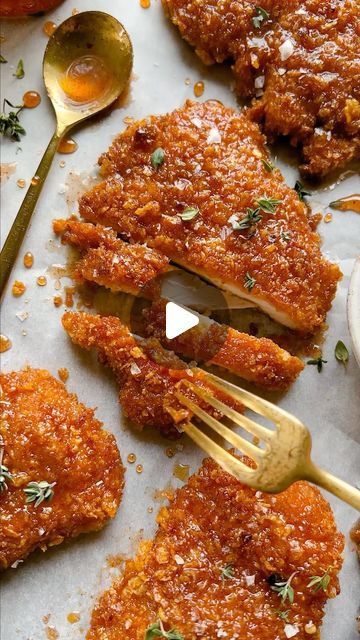 Baked Crunchy Hot Honey Chicken. Everyone’s favorite recipe of 2023 - Oven baked until extra crisp, then covered in the best hot honey ... | Instagram Baked Crunchy Hot Honey Chicken, Crunchy Hot Honey Chicken, Low Carb Chicken Breast Recipes, Hot Honey Sauce, Hot Honey Chicken, Homemade Fries, Chipotle Chili Powder, Chipotle Chili, Honey Sauce