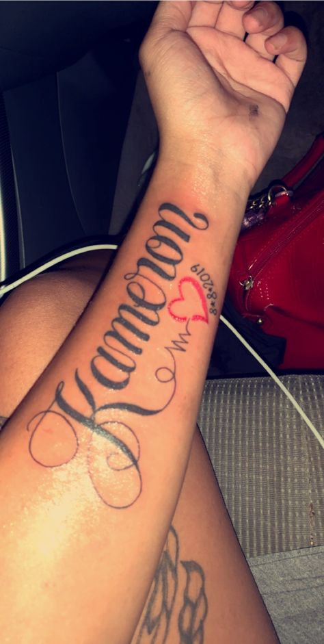 make sure to follow me on instagram @tookiim or click the link below #baby #tattoo #name #babyname #arm Name Tattoos For Girls, Boyfriend Name Tattoos, Mama Tattoos, Forearm Name Tattoos, Tato Nama, Daughters Name Tattoo, Name Tattoos On Arm, Name Tattoos For Moms