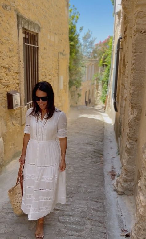 Provence Outfit Fall, Southern France Fashion, Spring Outfits For Europe, French Travel Outfit, What I Wore In Italy, Southern France Outfit, French Rivera Outfits Summer, What To Wear In South Of France Summer, Summer Outfits France