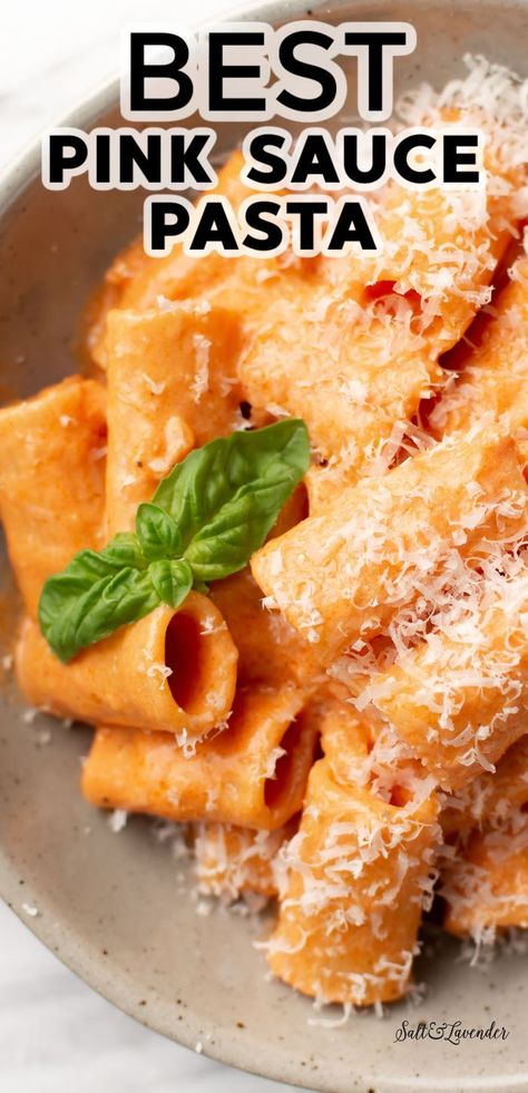 a bowl of rigatoni in sauce with text overlay that reads best pink sauce pasta Pink Sauce Pasta Recipe, Rose Sauce Recipe, Quick Pasta Sauce, Pasta Sauce Recipes Tomato, Pink Pasta, Pink Sauce Pasta, Rose Pasta, Creamy Spaghetti, Italian Pasta Sauce