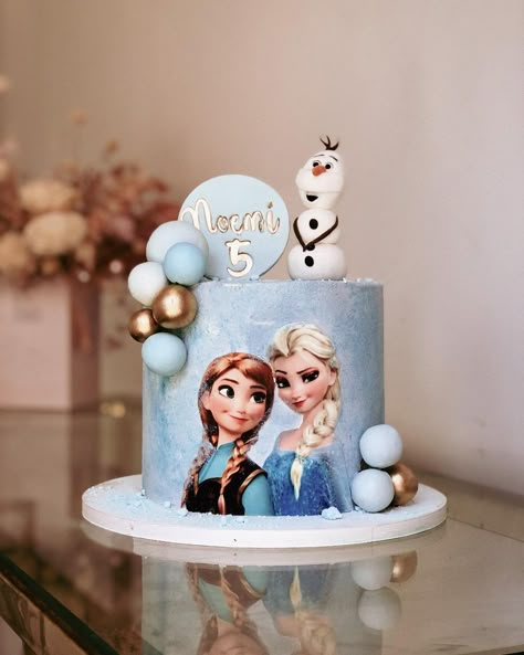 Kue Disney, Elsa Birthday Cake, Frozen 3rd Birthday, Frozen Birthday Party Cake, Frozen Themed Birthday Cake, Pastel Frozen, 4de Verjaardag, Frozen Birthday Party Decorations, Elsa Birthday Party