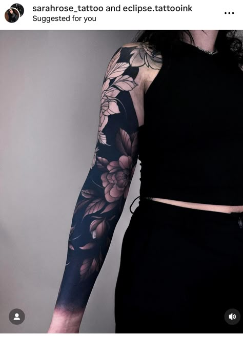 Heavy Black Tattoo, Floral Tatoos, Antonio Tattoo, Blackout Sleeve, Black Sleeve Tattoo, Mujeres Tattoo, All Black Tattoos, Black Tattoo Cover Up, Framed Tattoo