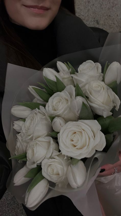 white flowers aesthetic, white bouquet aesthetic, rose, rose, tulips, tulip, beautiful bouquets, букеты, цветы, белые цветы, белые букеты, белые розы, белые тюльпаны, эстетичные цветы, эстетичные букеты, эстетика цветов White Rose And Tulip Bouquet, White Roses And Tulips Bouquet, White Rose Bouquet Aesthetic, White Bouquet Aesthetic, Tulips And Roses Bouquet, Roses And Tulips Bouquet, Tulips Bouquet Aesthetic, Wedding Bouquet Aesthetic, Rose And Tulip Bouquet