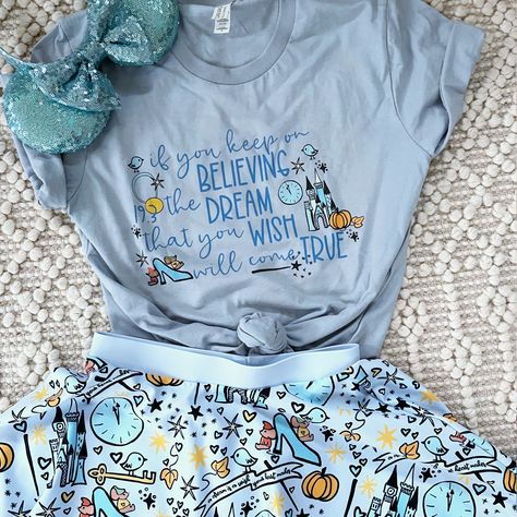 Cinderella T Shirt Ideas, Cinderella Shirts For Disney, Disney Christmas Outfit Ideas, Cinderella Bounding Outfits, Cinderella Bounding, Disney Princess Tattoo Sleeve, Cinderella Disney Outfit, Cinderella Outfit Ideas, Cinderella Inspired Outfit