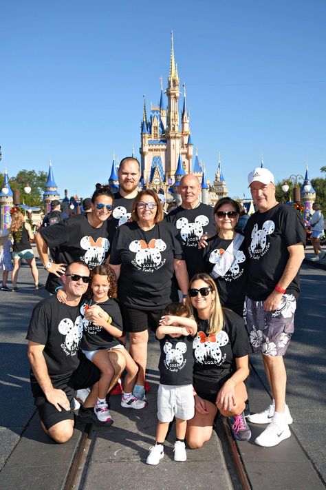 Disney Shirts Family Pictures At Disney World, Vacation Shirts Beach, Disney 2025, Disney Family Vacation Shirts, Disney Vacation Shirts, Las Vegas Vacation, Family Disney Trip, Disney Family Vacation, Vegas Vacation