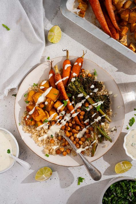 Quinoa Sweet Potato Bowl Sweet Potato Harvest Bowl, Quinoa Sweet Potato Bowl, Plant Based Protein Meals, Vegan Bento, Sweet Potato Bowl, Sweet Potato Quinoa, Potato Bowl, Sweet Potato Bowls, Quinoa Sweet Potato