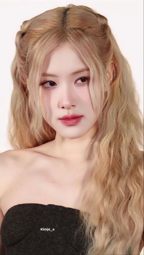 Rose Black Pink Photo, Rosie Hairstyles, Kpop Blonde Hair, Rose Pink Hair Blackpink, Rose Blackpink Hair, Rose Hair Blackpink, Rosé Makeup, Fernanda Core, Rose Blackpink Cute