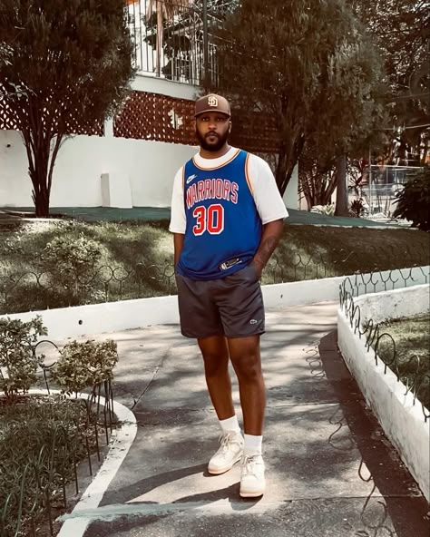 Nba Jersey Outfit Men, Basketball Jersey Outfit Men, Nba Jersey Outfit, Jersey Outfit Men, Outfit Dia, Basketball Jersey Outfit, Drip Ideas, Nba Drip, Birthday Outfit Ideas