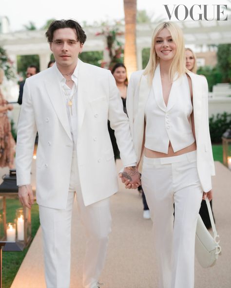 Nicola Peltz Wedding, Brooklyn And Nicola, Beckham Wedding, White Mini Dresses, Flowers White Roses, Iman And David Bowie, Nicola Peltz Beckham, Celebrities Wedding, Wedding Vogue