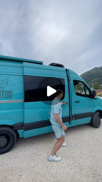 2,079 likes, 9 comments - patrick_njoa le May 27, 2024: "Luxury campervan first of its kind in Albania pricing is only $105,000 USD by @alvanture.al #vanlife #campervan #vanbuild". Vanbuild Layouts, Day Van Ideas, Simple Camper Van Conversion Diy, Best Campervan Layout, Camper Van Bed Ideas, Campervan Lighting, Step By Step Van Conversion, Campervan Interior Ideas, Hippie Van Interior