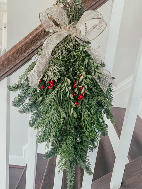 Close Up of Swag on Staircase Christmas Swag On Staircase, Wreaths On Staircase, Decorate Staircase For Christmas, Winter White Decor, Window Swags, Holiday House Tours, Holiday Swag, Christmas Staircase, Teardrop Swag