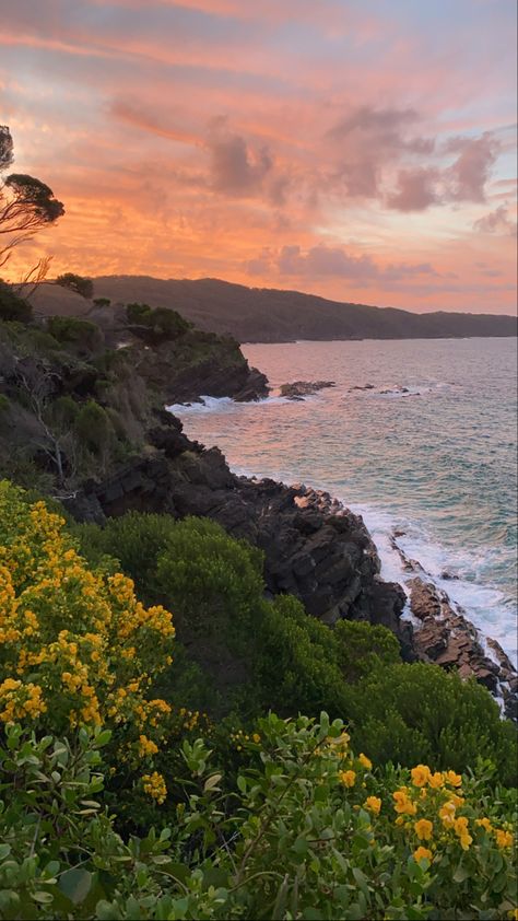 Cliff View, Ocean Cliff, Beneath The Sea, Ocean Spray, Ocean Rocks, Ocean Scenes, Sunset Nature, Scene Design, Ocean Sunset