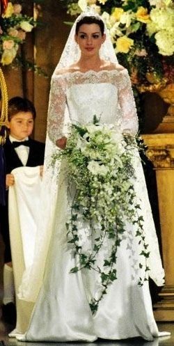 Movie Wedding Dresses, Princess Diaries 2, Movie Wedding, Tv Weddings, Princess Diana Wedding, The Princess Diaries, Diana Wedding, Iconic Weddings, Wedding Movies