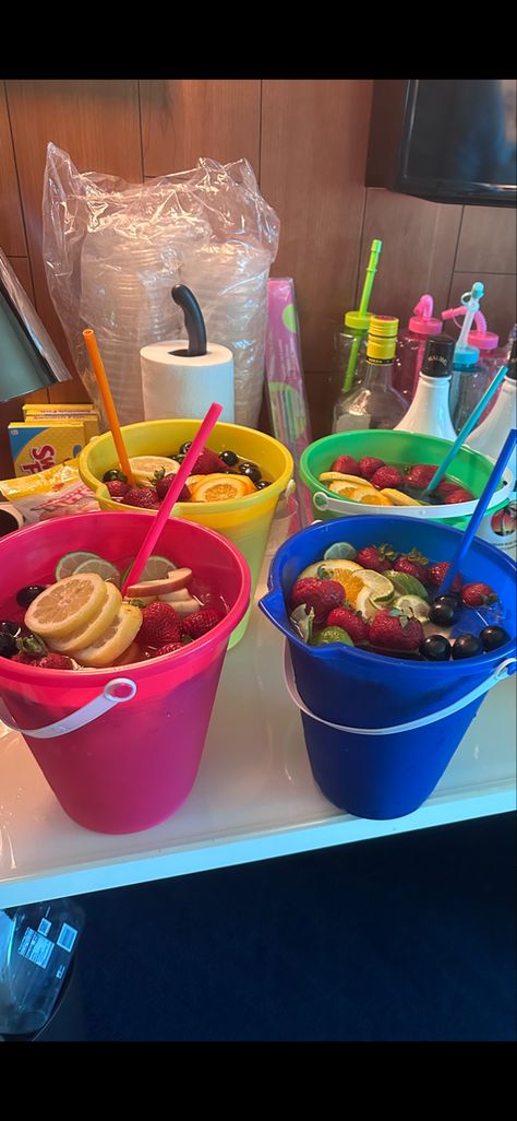 Summer drinks Sand Castle Bucket Drinks, 21st Birthday Ideas Pool Party, 21 Pool Party Ideas, Liquor Bucket Drinks, Dock Party Ideas, Bora Bora Themed Party, Water Party Ideas For Adults, Summer Bucket Drinks, Byop Party Ideas