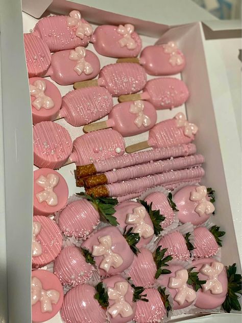 birthday treats 60th Birthday Treats Ideas, Birthday Treat Table Ideas, Birthday Party Treat Table Ideas, Treat Table Ideas Birthday, Treat Table Ideas, Birthday Candy Table, Toddler Birthday Themes, Pink Birthday Theme, Theatre Decor