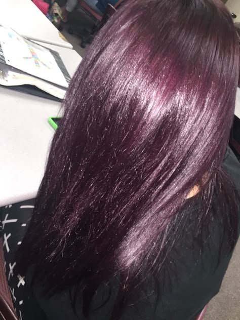 Wine Purple Hair, Dark Purple Red Hair, Dark Dyed Hair, Aesthetic Hair Dye, Ombre Purple Hair, Purple Hair Dark, Midnight Purple Hair, Purple Dyed Hair, Plum Purple Hair